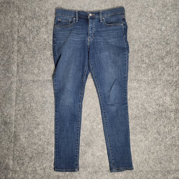 Levis 311 Shaping Skinny Women 32x29 Blue Medium Wash Denim Jeans Capri Mid Rise - Picture 1 of 5